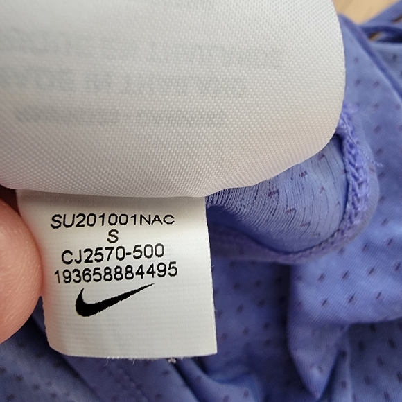 Nike Mesh Tank Top - Size Small - Picture 7 of 7